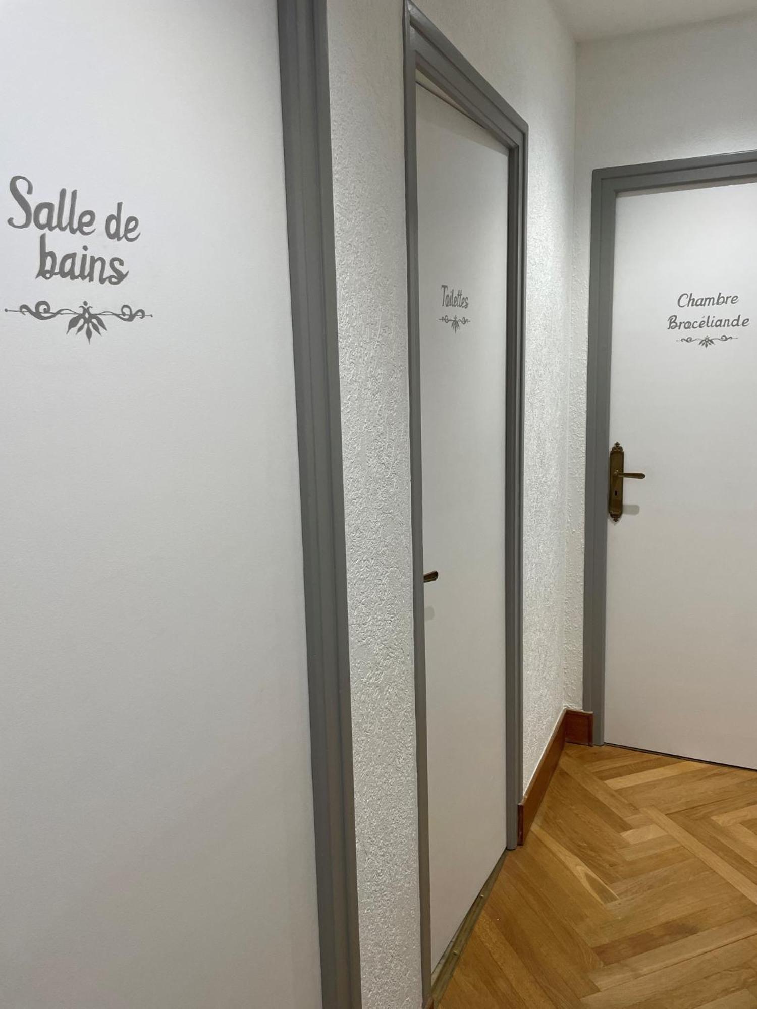 Le Pas Du Faon Acomodação com café da manhã Caudan Quarto foto